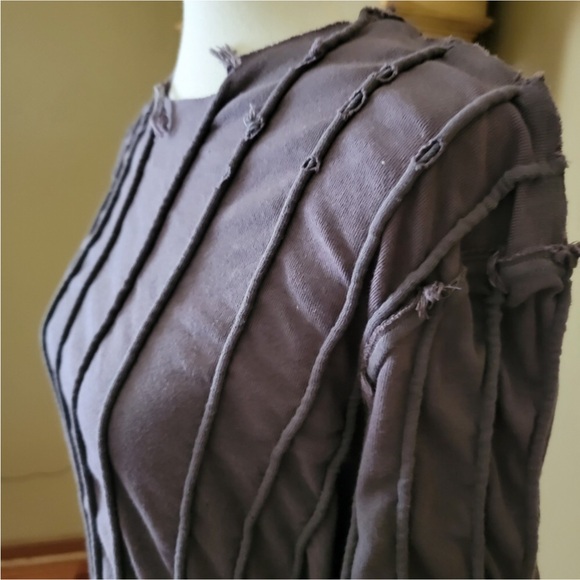 GARY GRAHAM RUNWAY 2002 COLLECTION DISTRESSED TOP - Picture 4 of 6